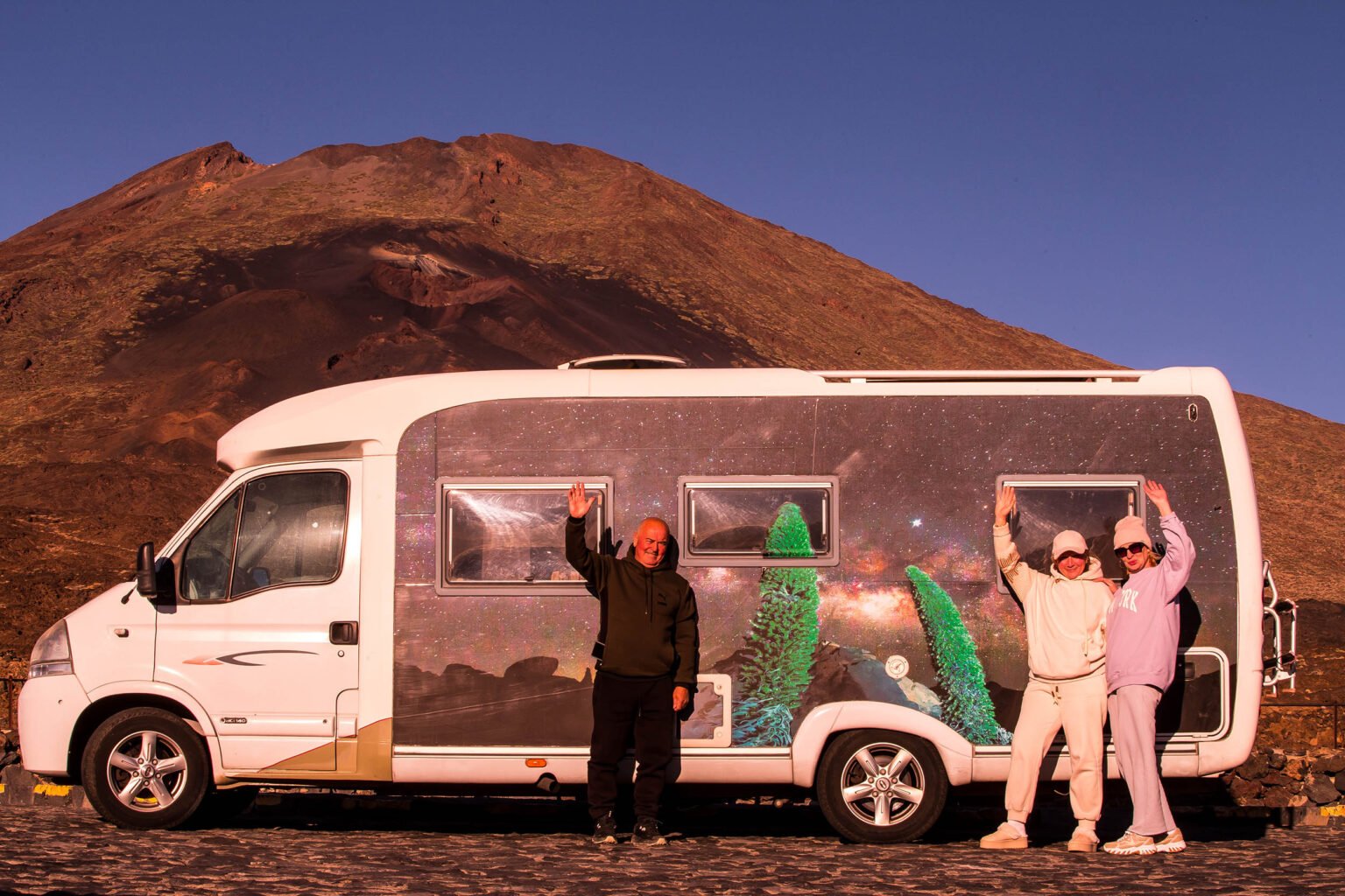 Motorhome with mountain behind on Tenerife